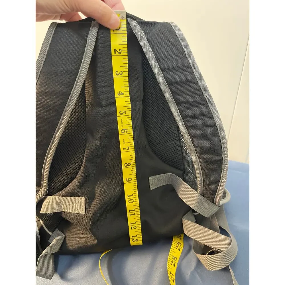 Pet Carrier Backpack Color‎ Black/Gray Brand Unknown